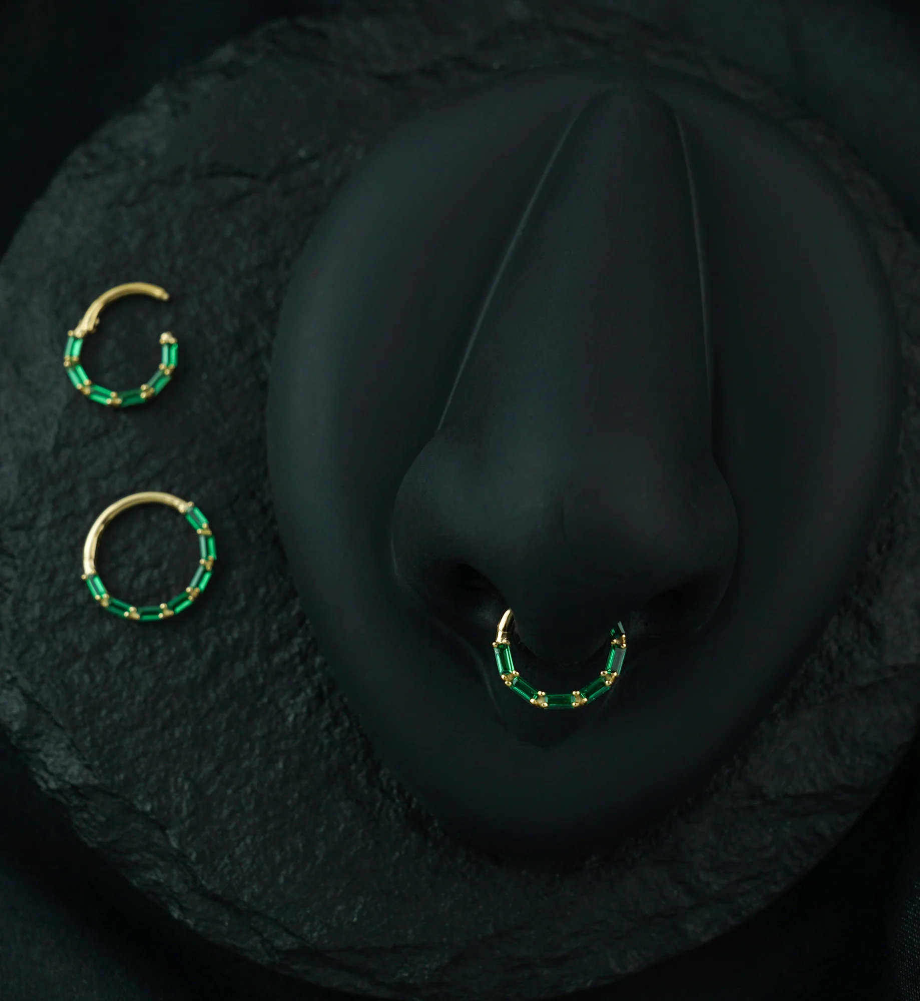 14kt Gold Baguette Row Emerald CZ Hinged Segment Ring - Image 2