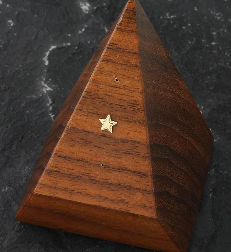 14kt Gold Beaded Star Threadless Top - Image 2