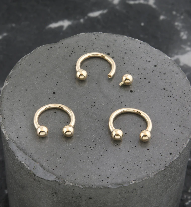 14kt Gold Circular Barbell - Image 2