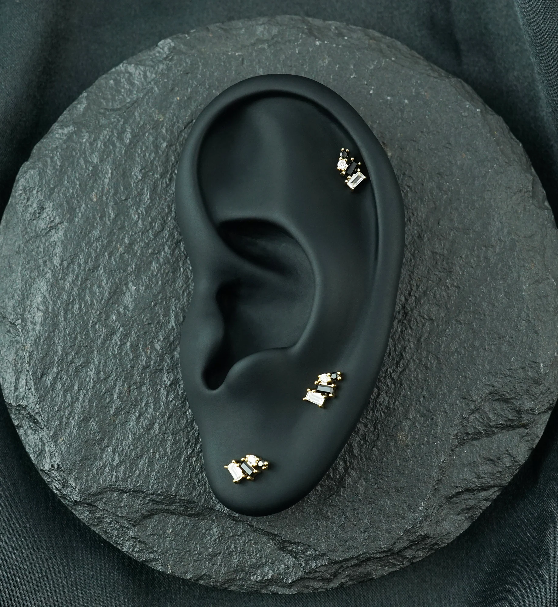 14kt Gold Downpour Black CZ Threadless Top - Image 2