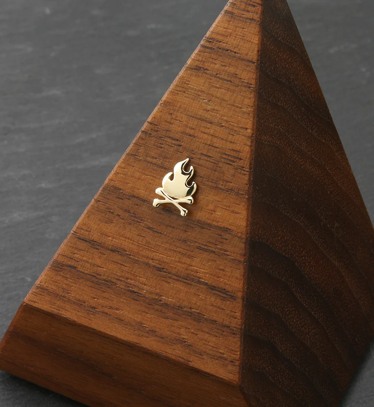 14kt Gold Fire and Crossbone Threadless Top - Image 2
