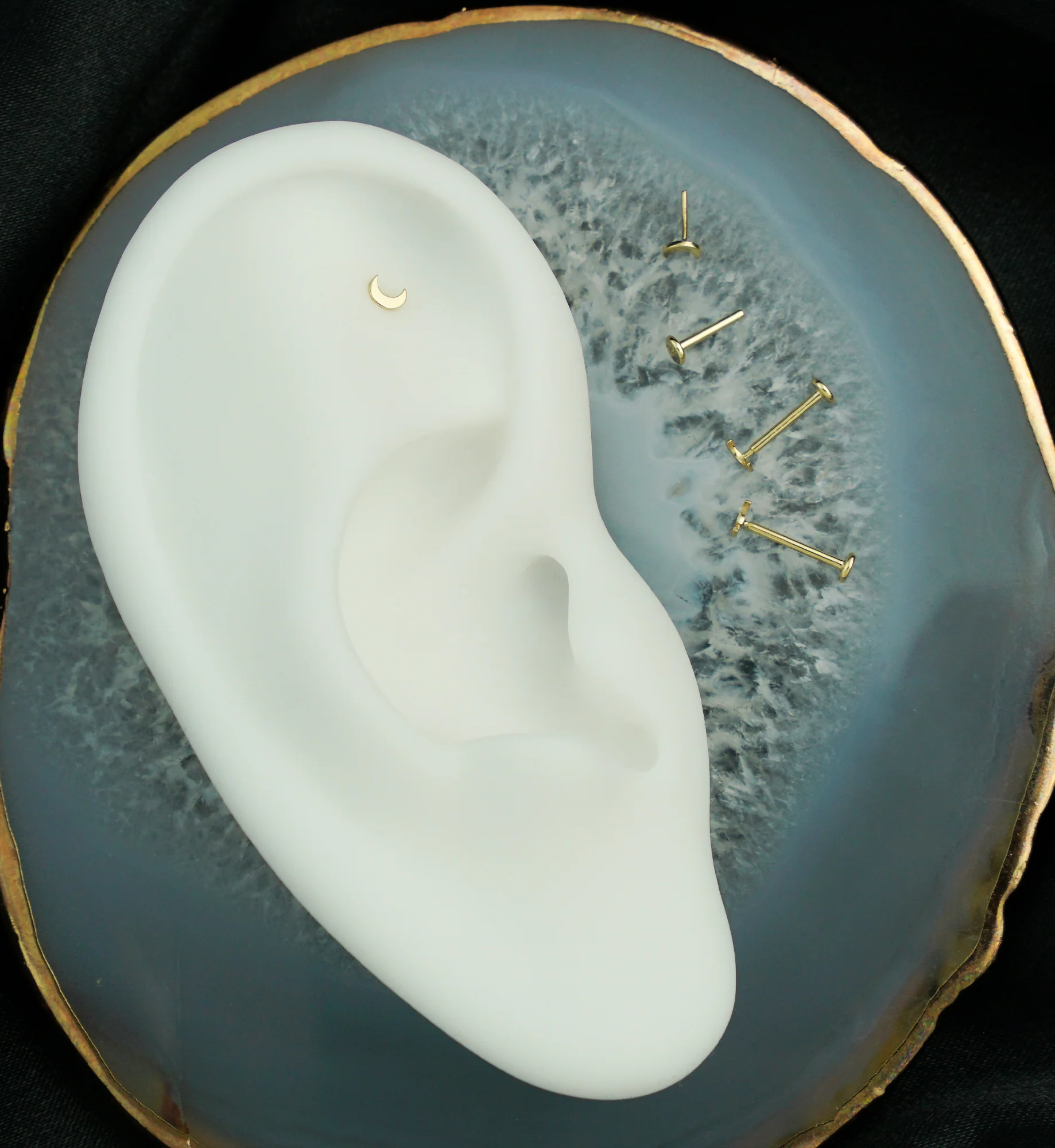 14kt Gold Flat Half Moon Threadless Labret - Image 2