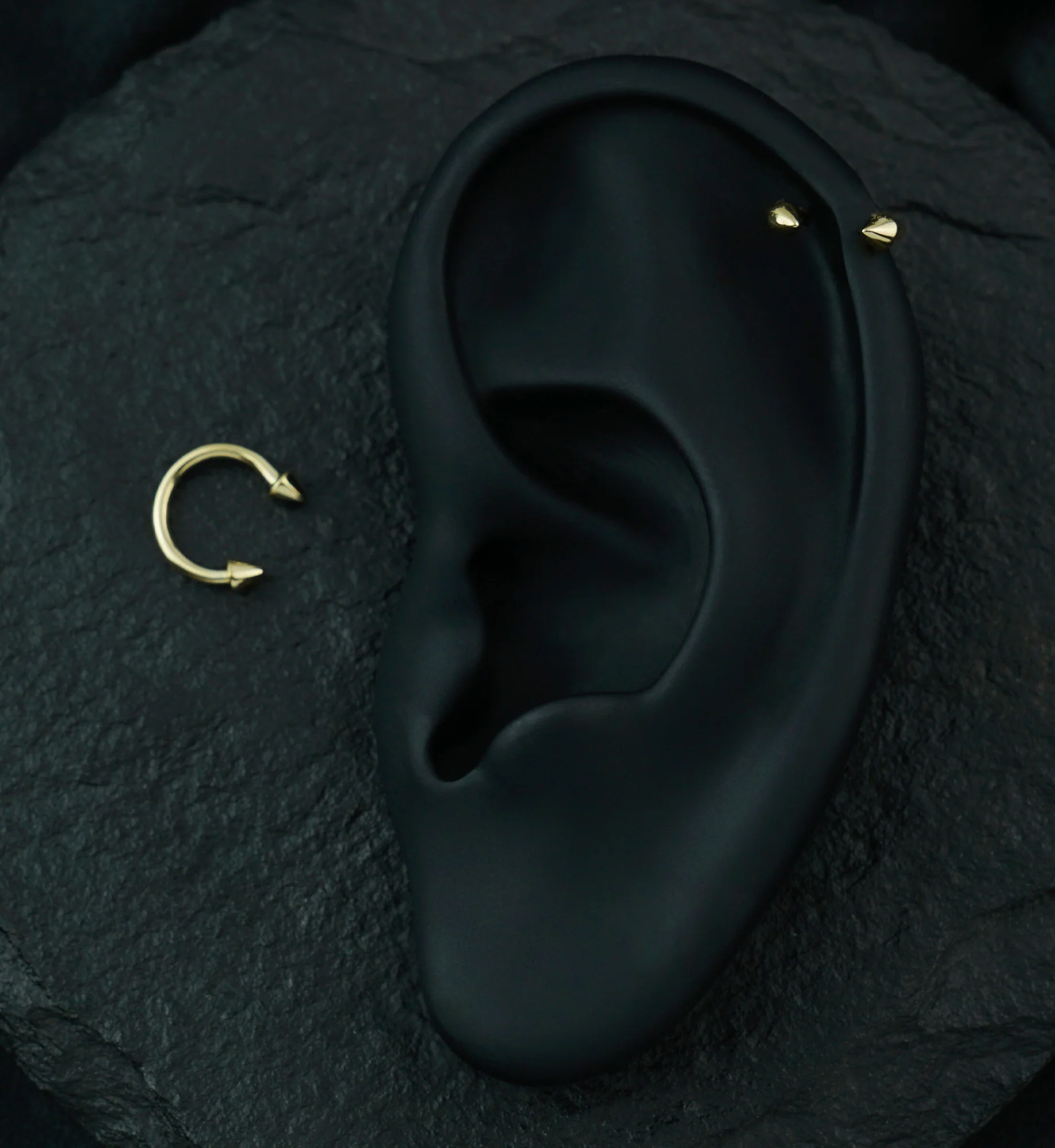 14kt Gold Spiked Circular Barbell - Image 4
