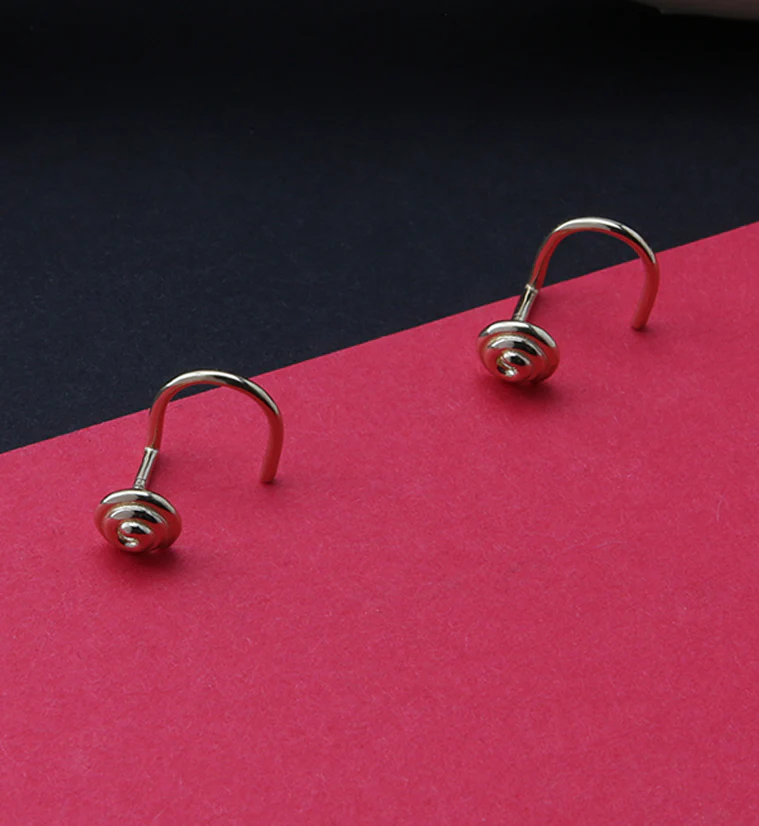 14kt Gold Swirl Nose Screw Ring - Image 2
