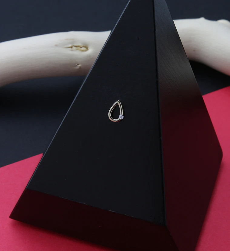 14kt Gold Teardrop Clear CZ Threadless Top - Image 2