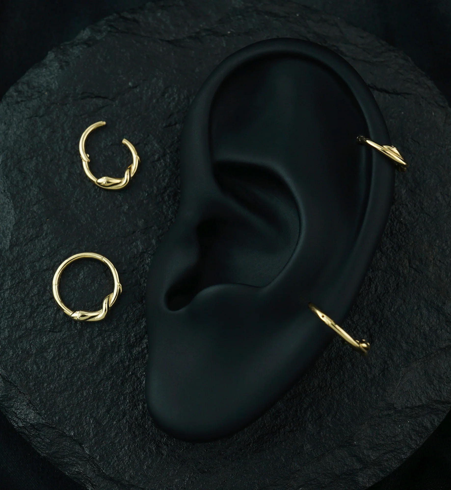 14kt Gold Twisted Snake Hinged Segment Ring - Image 3