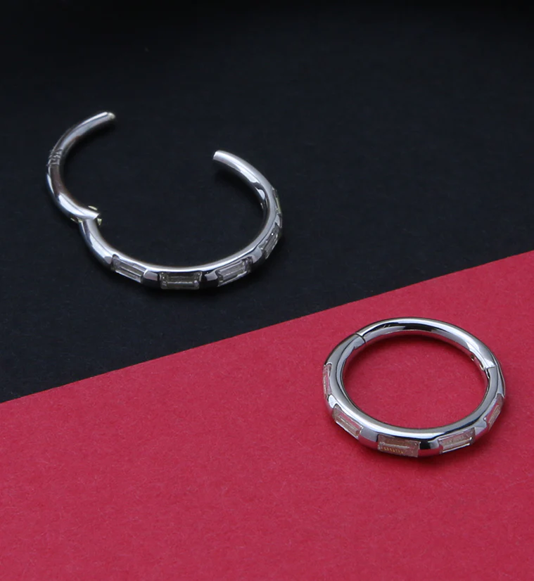 14kt White Gold Oblong CZ Edge Hinged Segment Ring - Image 2