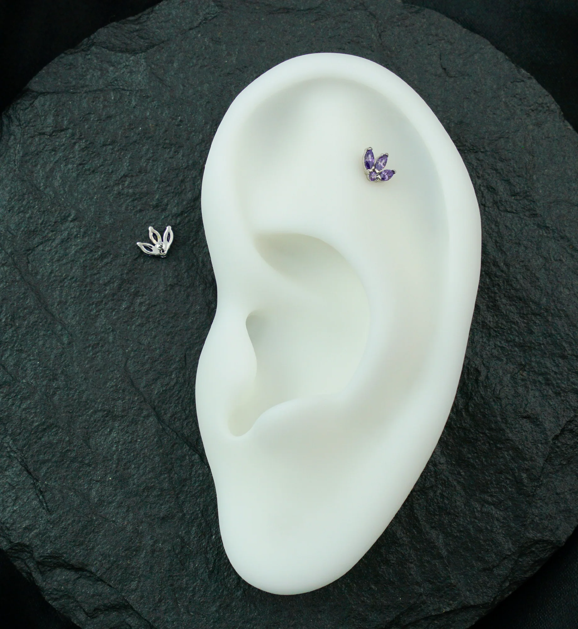 14kt White Gold Tri Sepal Amethyst CZ Threadless Top - Image 2
