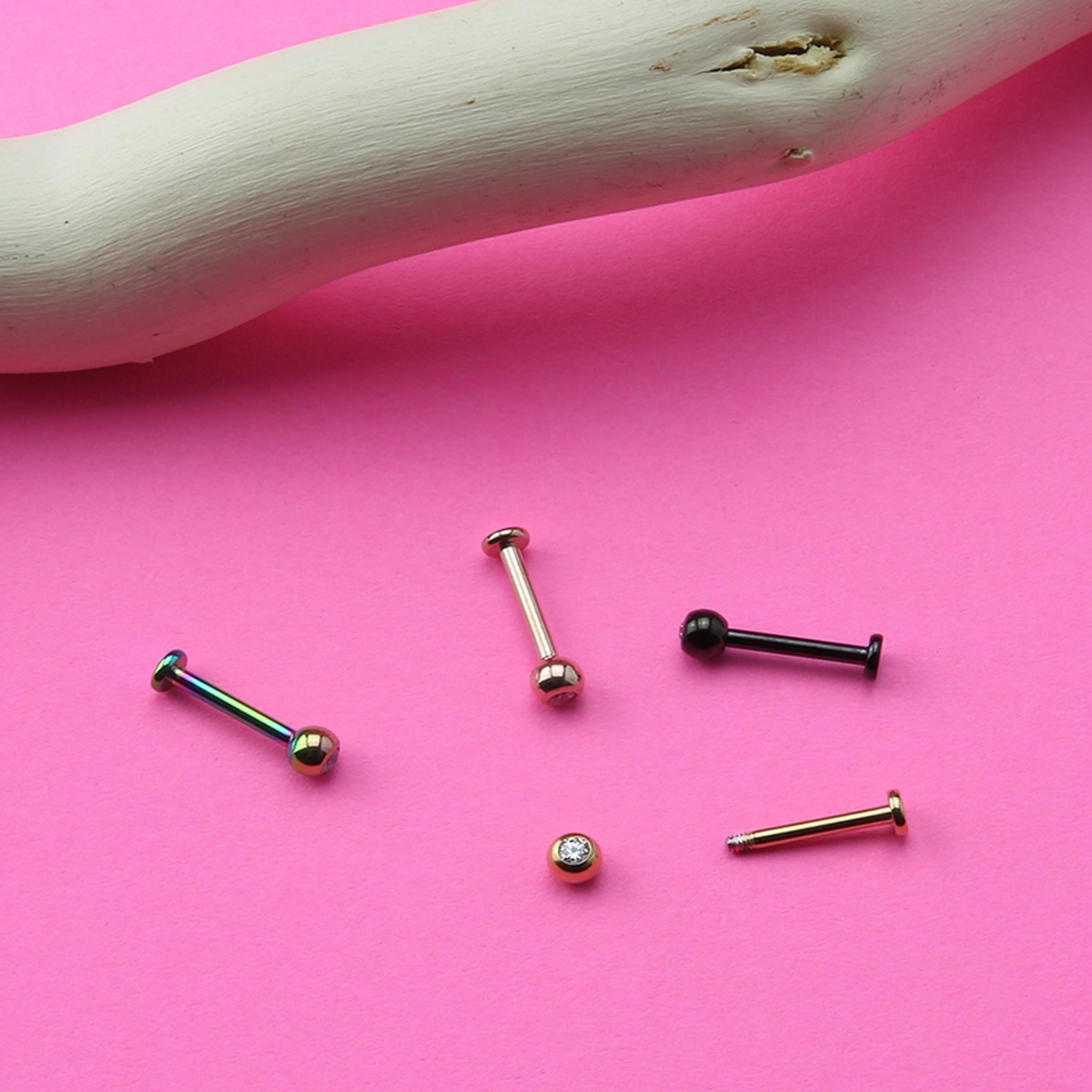 16G Gold PVD CZ Top Titanium Labret (Externally Threading) - Image 3