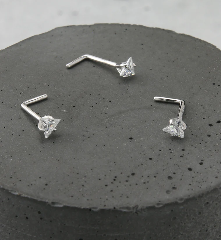 20G 14kt White Gold CZ Triangle L Shaped Nose Ring - Image 2