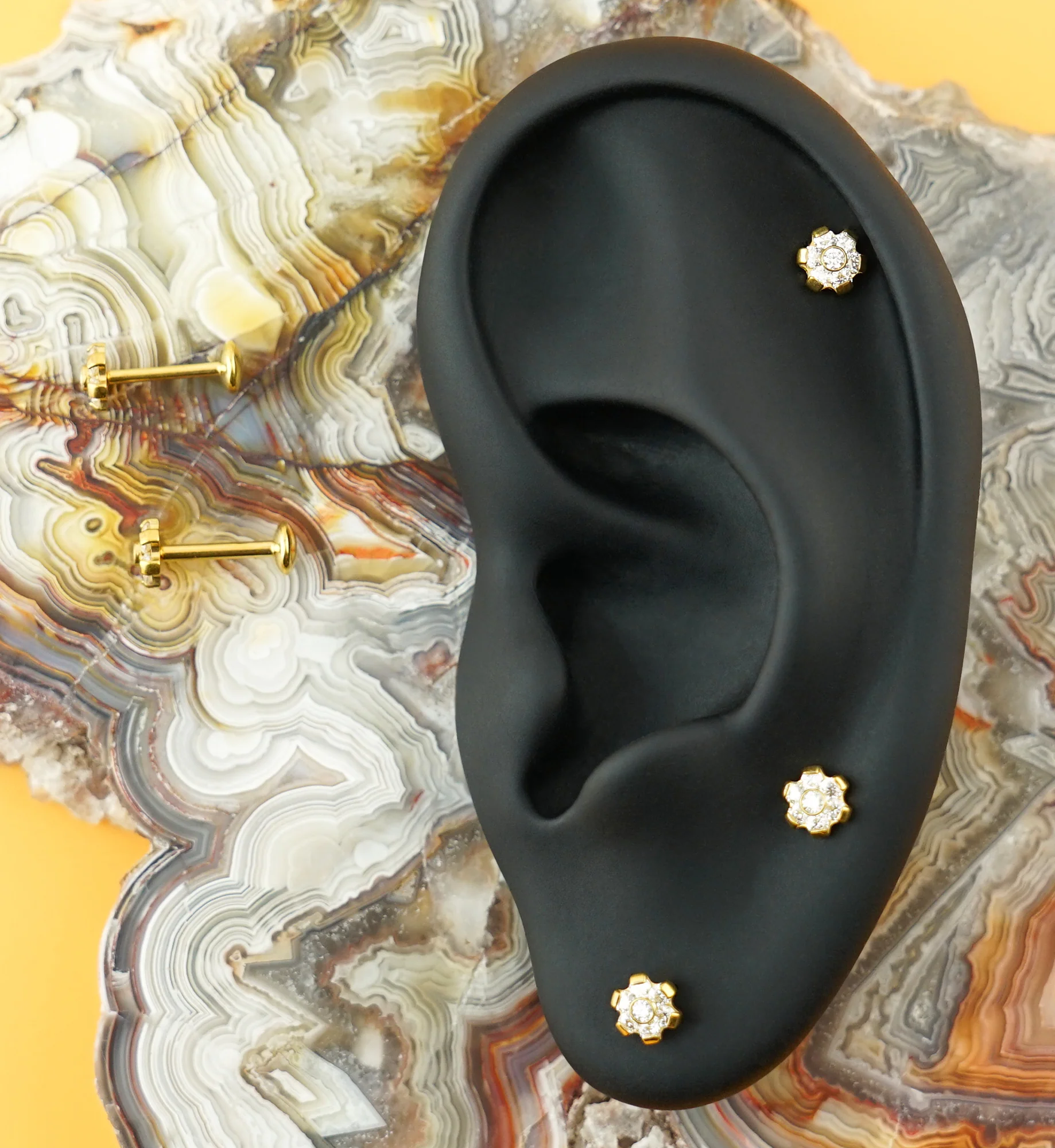 24kt Gold PVD Cosmos Moissanite Gem Titanium Threadless Labret - Image 2