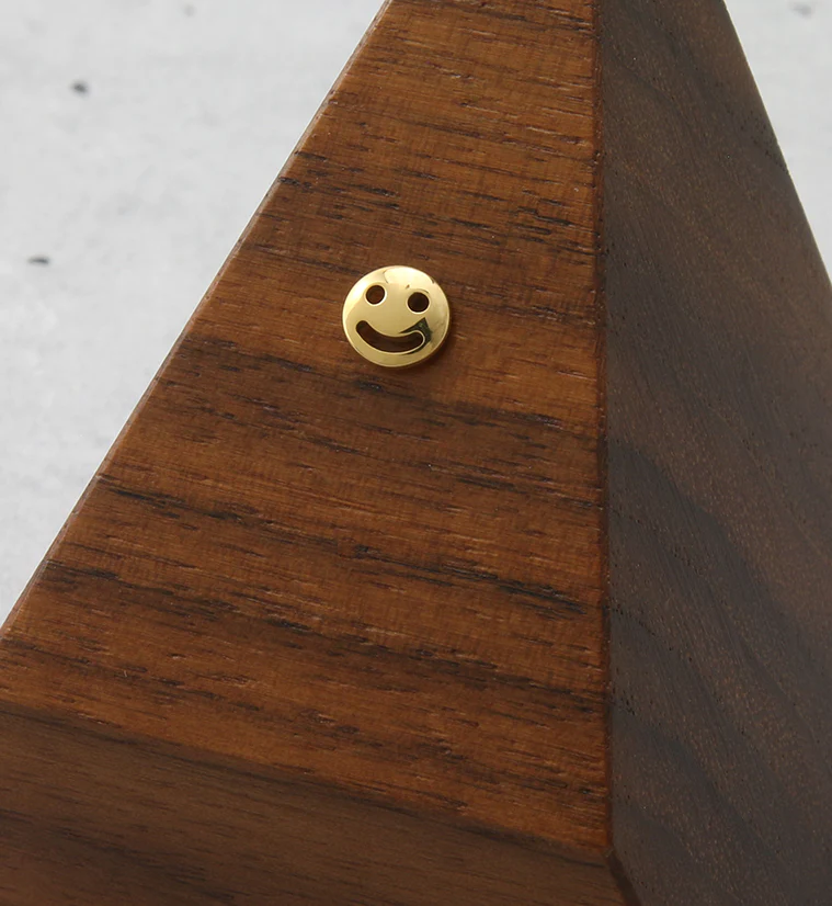 24kt Gold PVD Smiley Threadless Titanium Top - Image 2