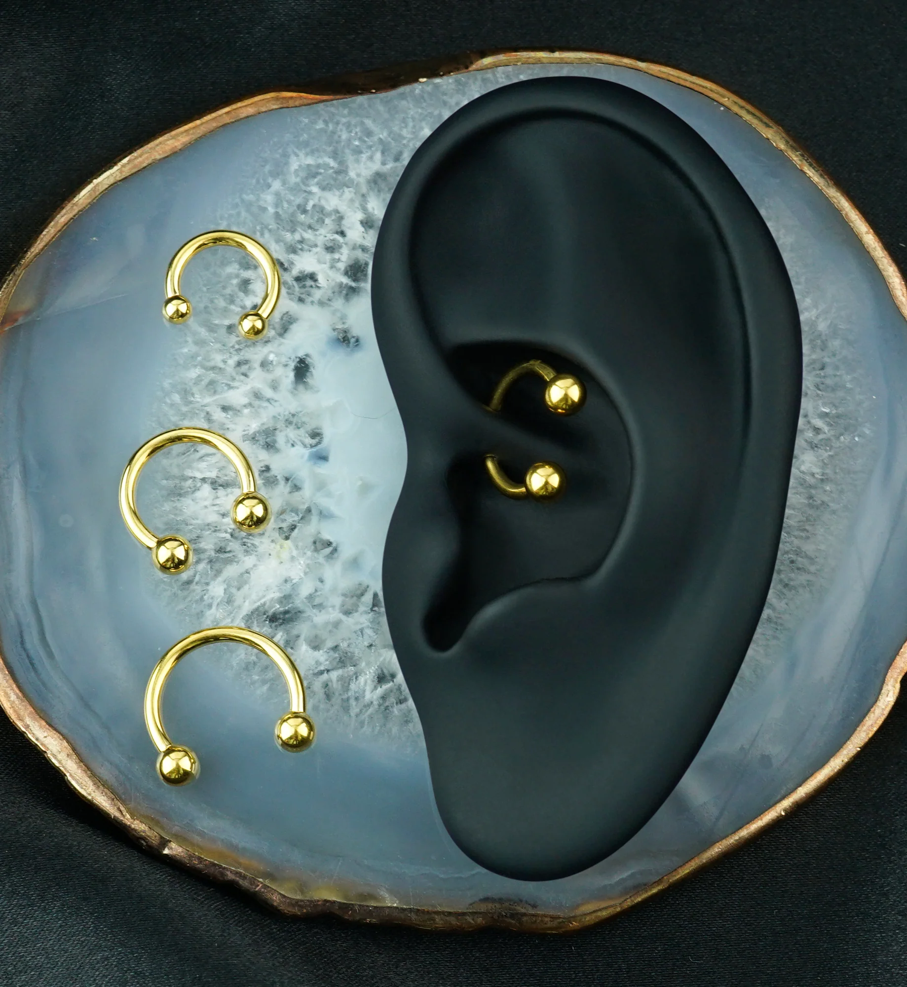 24kt Gold PVD Titanium Circular Barbell - Image 7