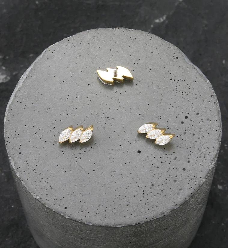 24kt Gold Decline CZ Internally Threaded Titanium Top - Image 2