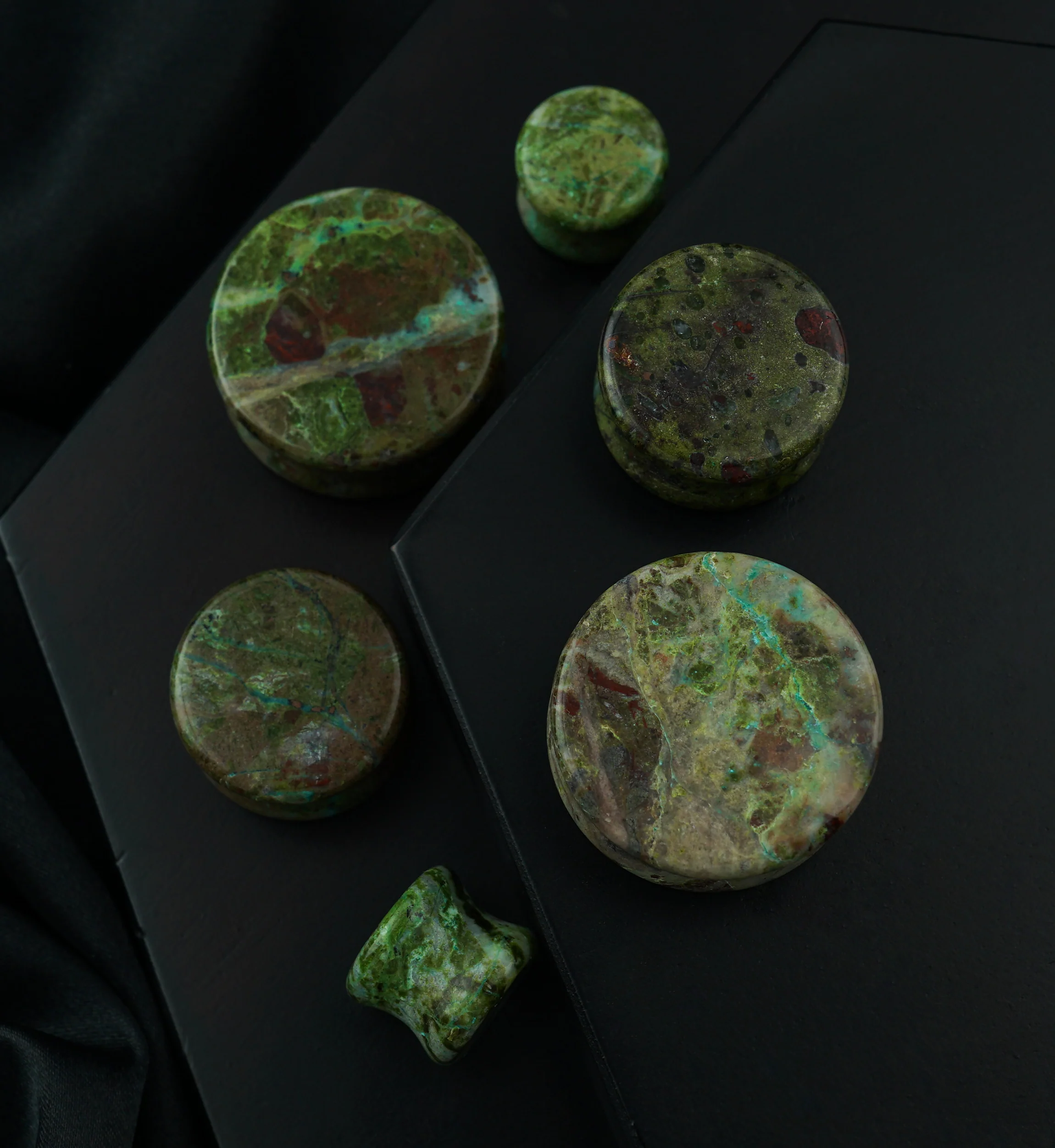 African Jade Double Flare Stone Plugs - Image 2