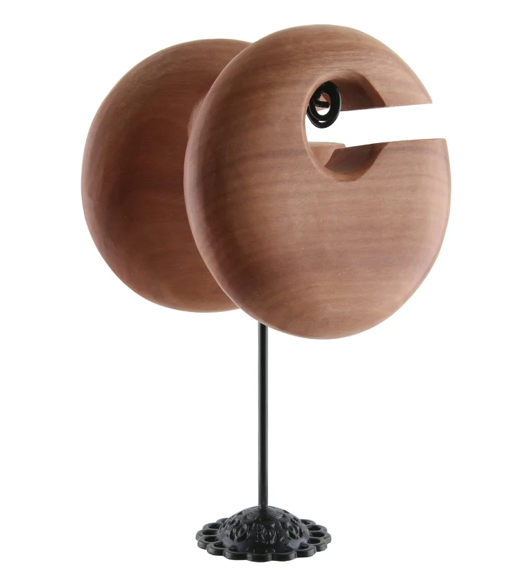 Annular Hoop Saba Wooden Hangers - Image 4