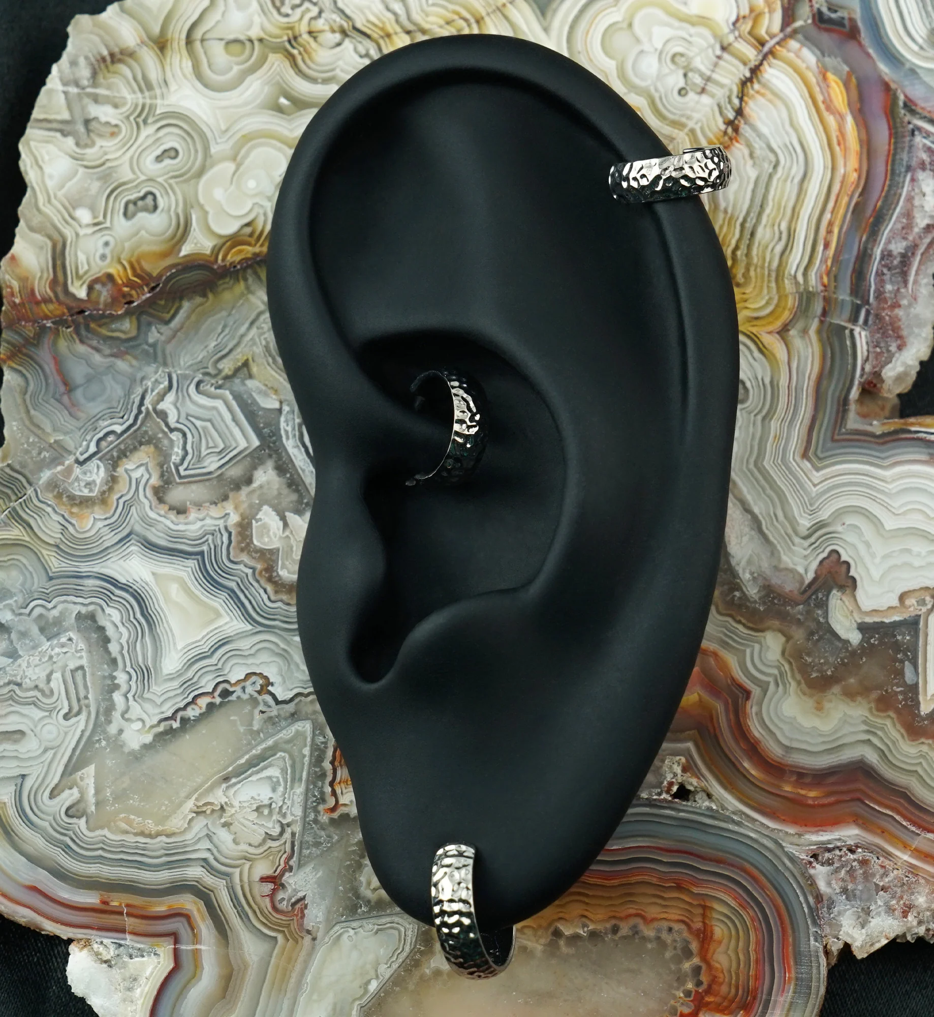 Anthozoan Titanium Hinged Segment Ring - Image 3
