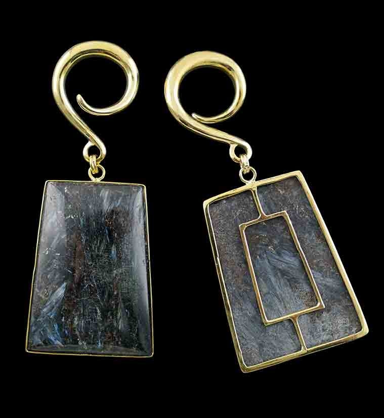 Arfvedsonite Stone Hanging Trapezoid Ear Weights - Image 2
