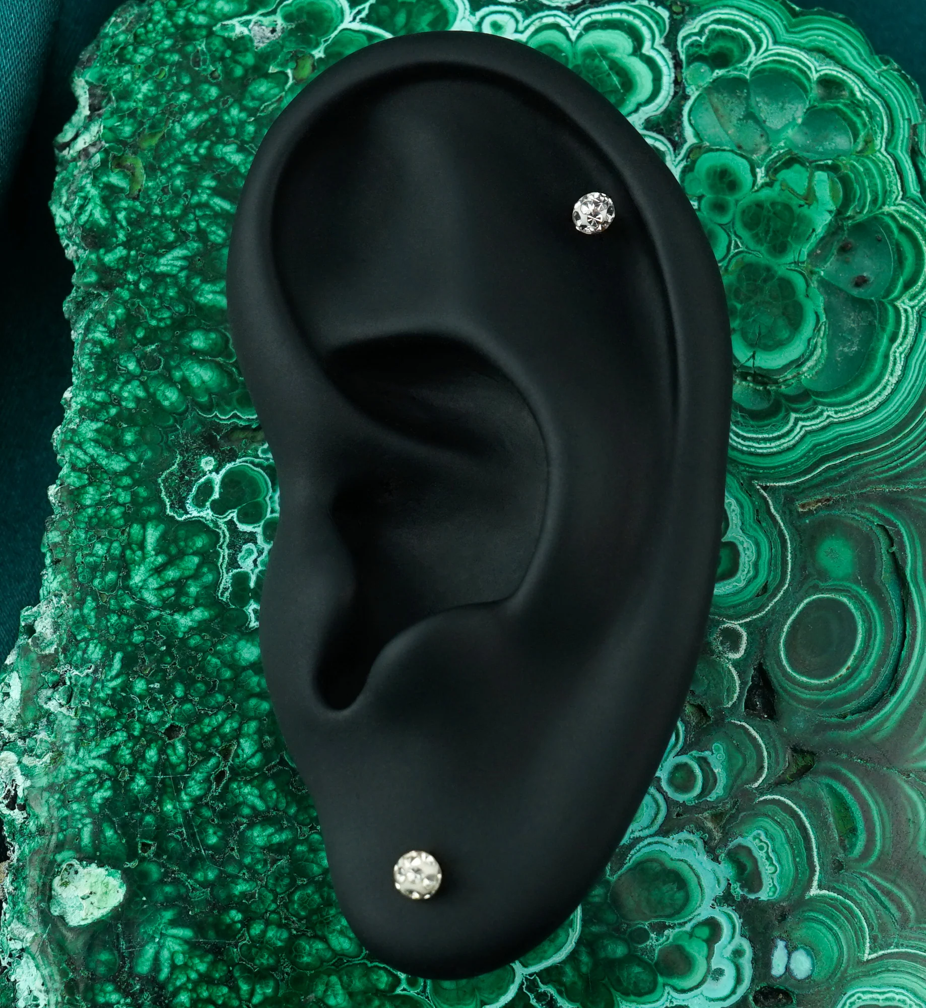 Aurora Glitterball Stainless Steel Labret - Image 2