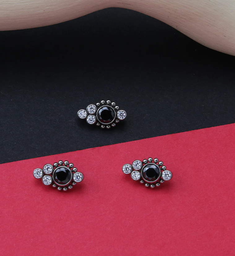 Beaded Rim Array Black CZ Titanium Internally Threaded Top - Image 2