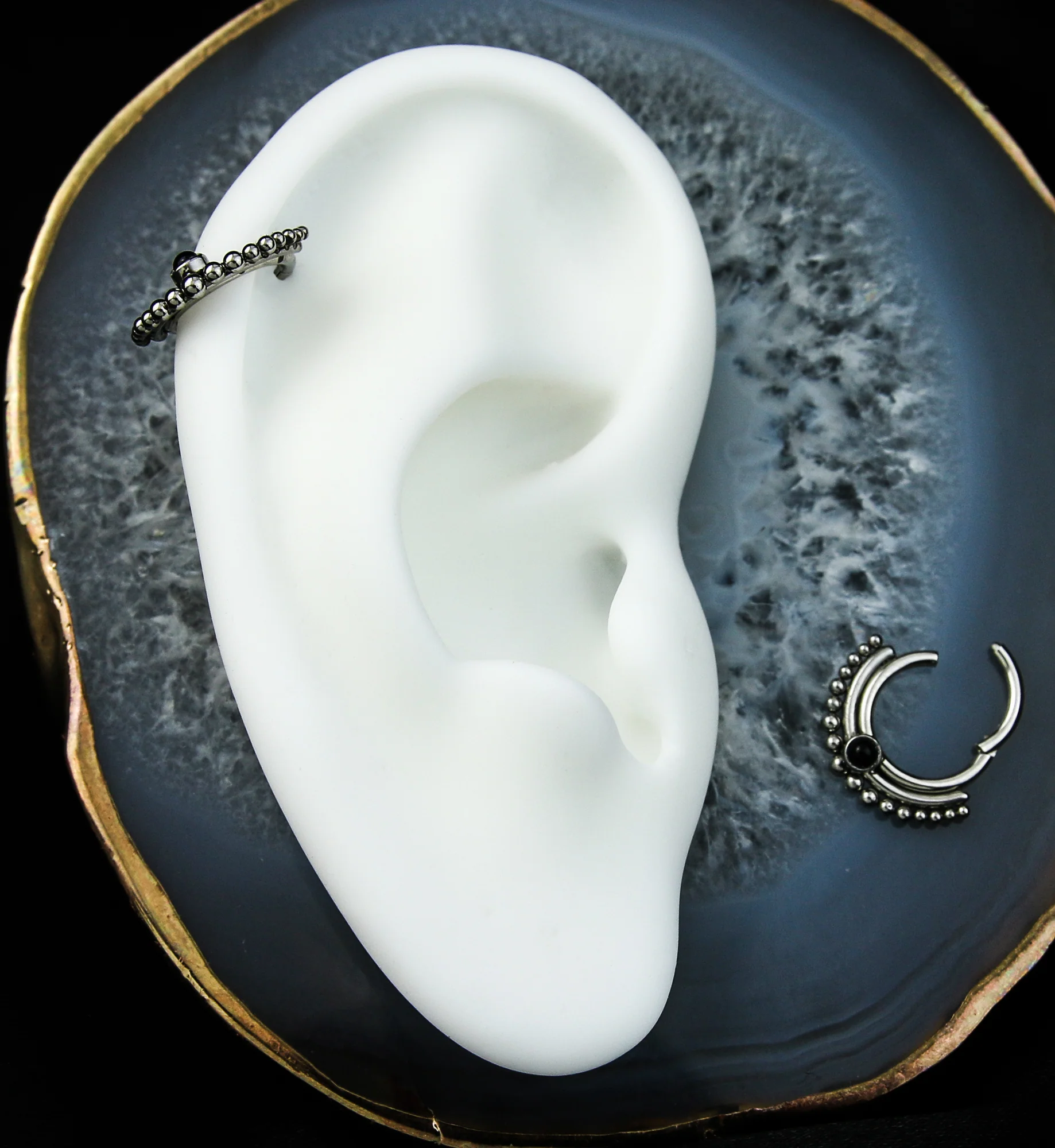 Beaded Row Black Onyx Stainless Steel Hinged Segment Ring - Image 3