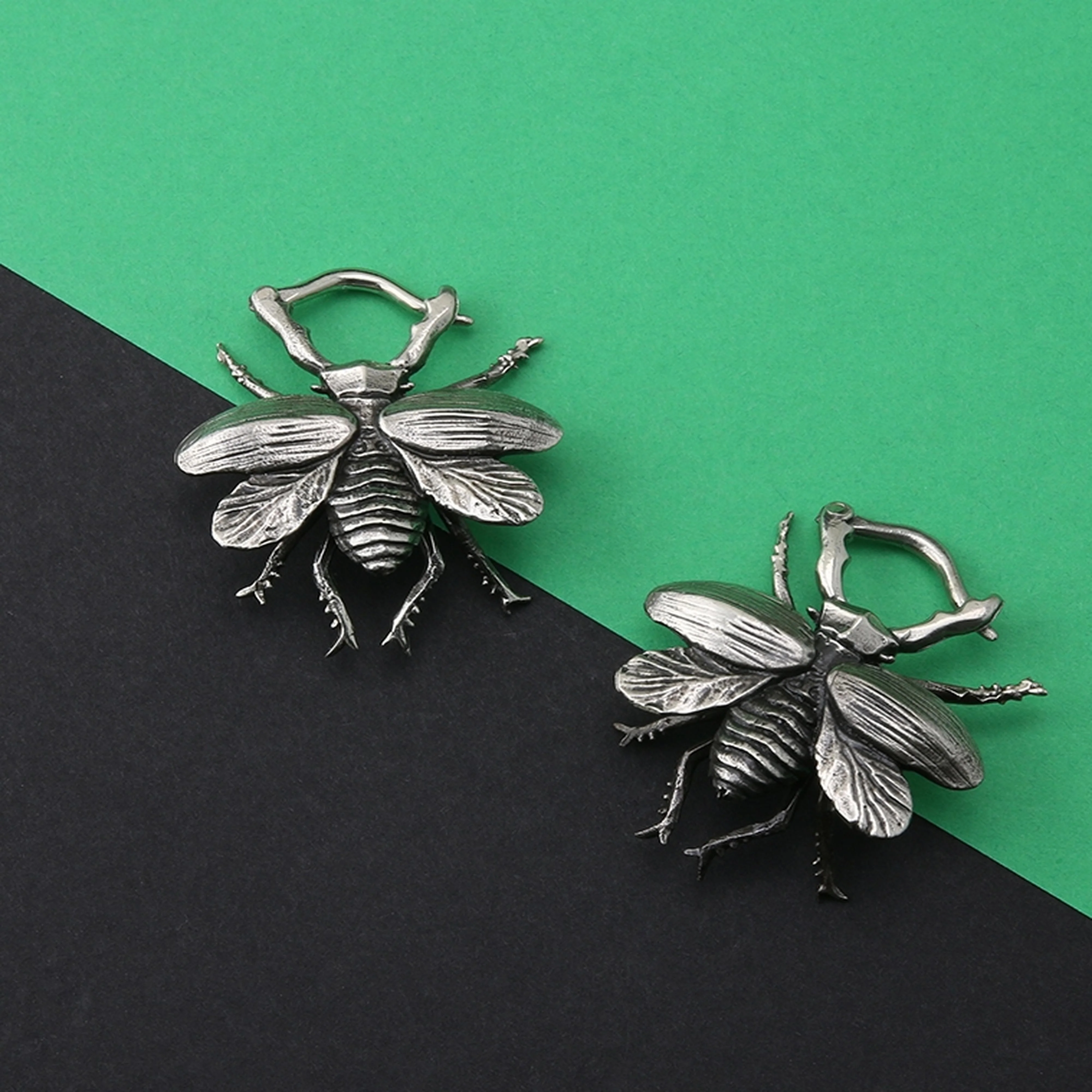 Beetle White Brass Hinged Ear Weights - Image 2