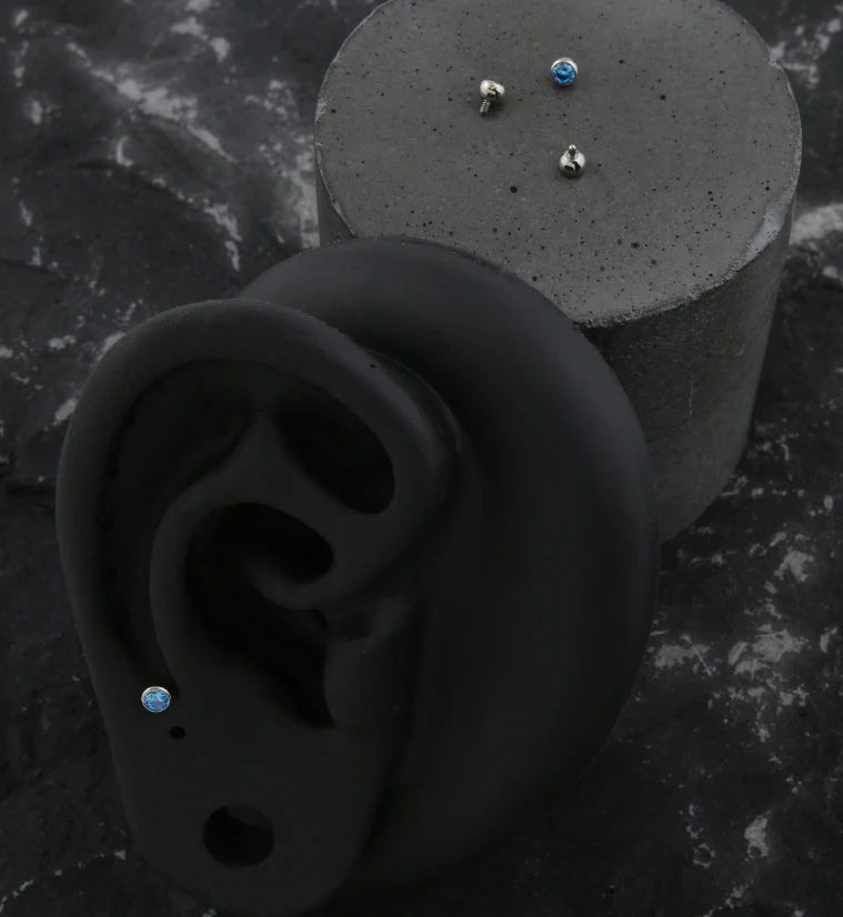 Bezel Aqua CZ Titanium Internally Threaded Top - Image 2