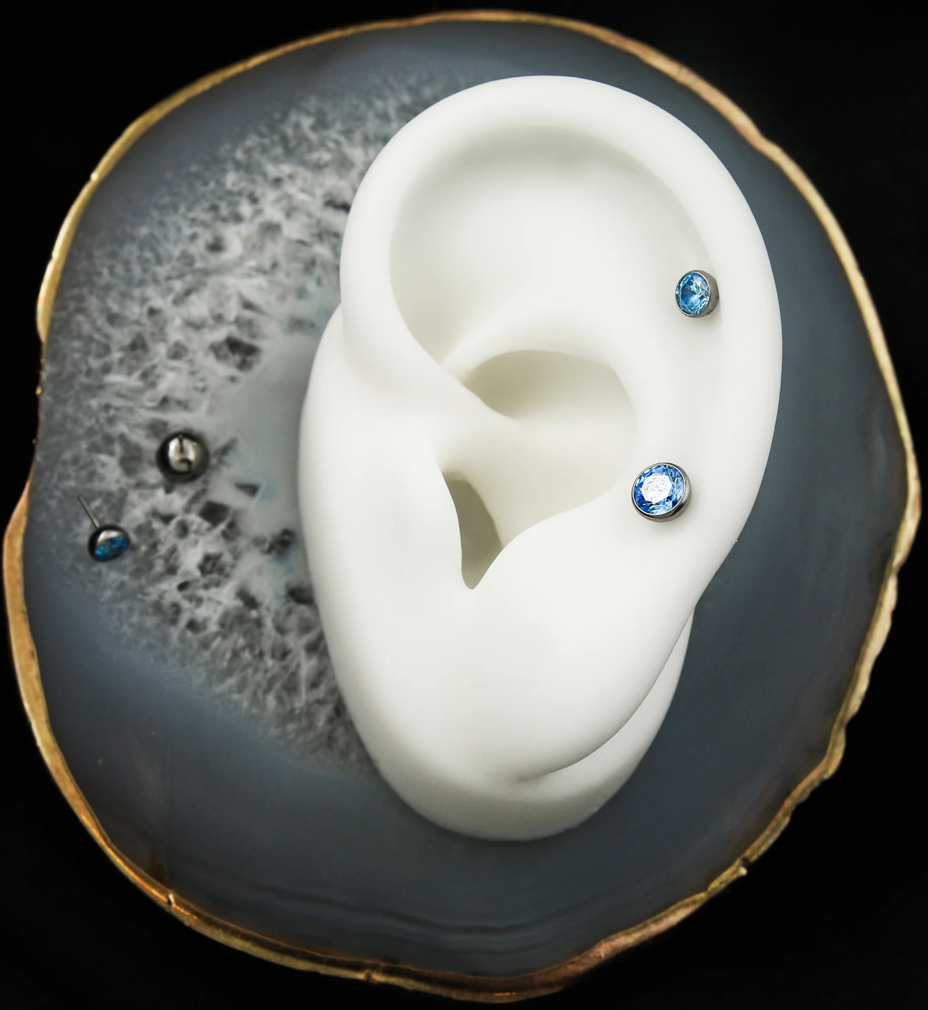 Bezel Aqua CZ Titanium Threadless Top - Image 2