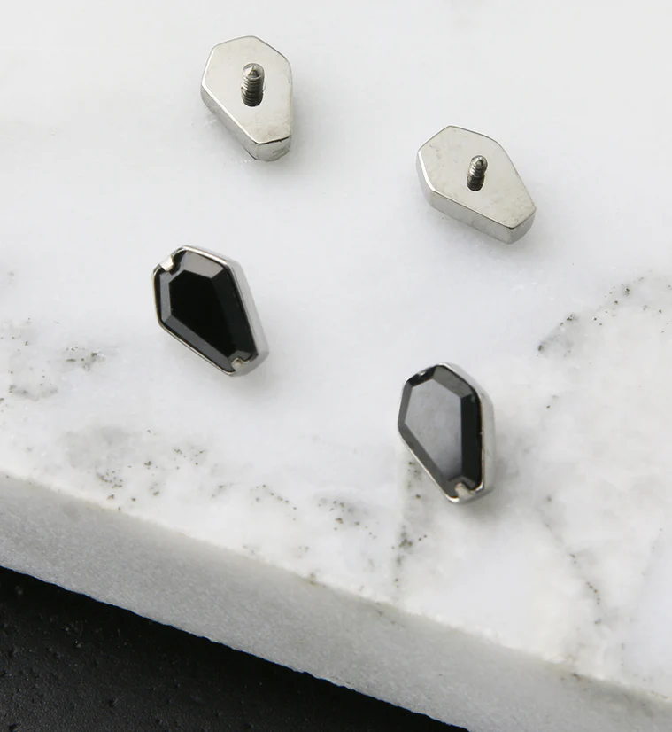 Black CZ Coffin Titanium Internally Threaded Top - Image 3