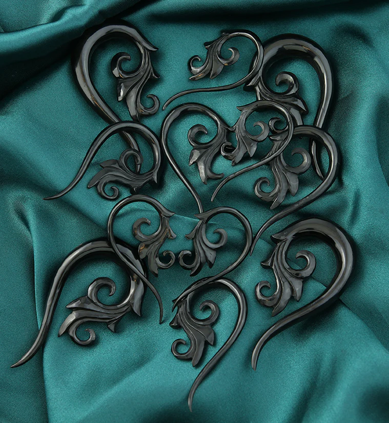 Black Horn Ornamental Hangers - Image 4