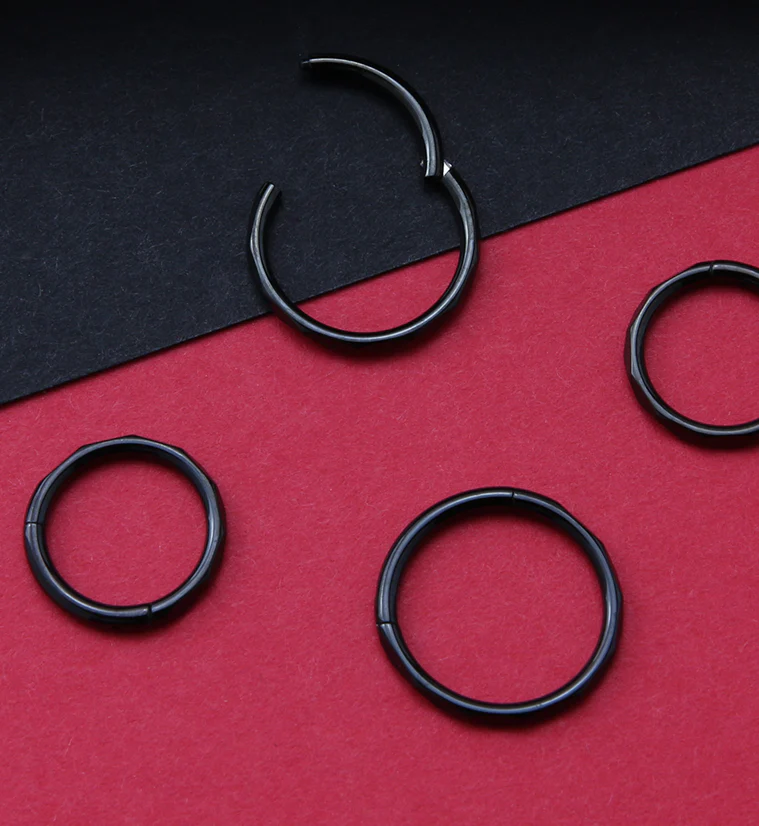 Black PVD Angled Titanium Hinged Segment Ring - Image 2