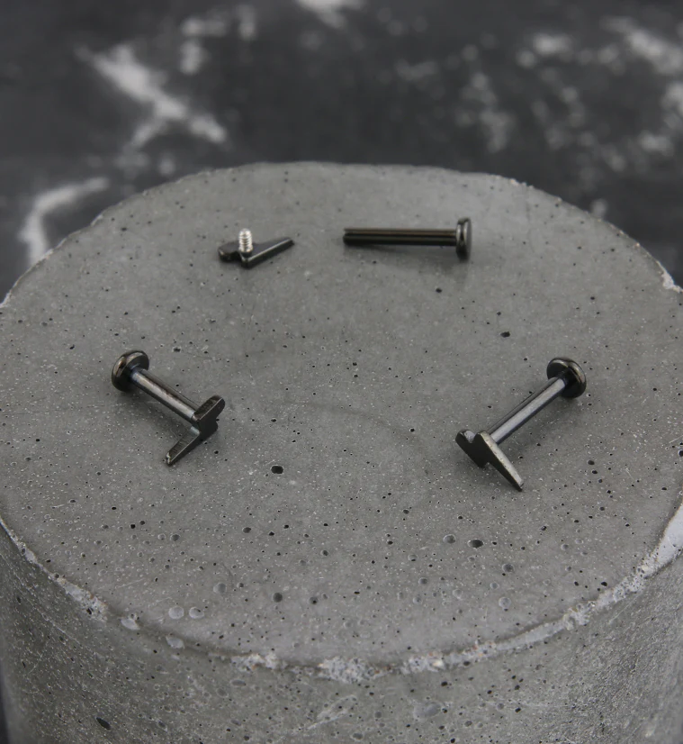 Black PVD Electric Bolt Internally Threaded Titanium Labret - Image 2