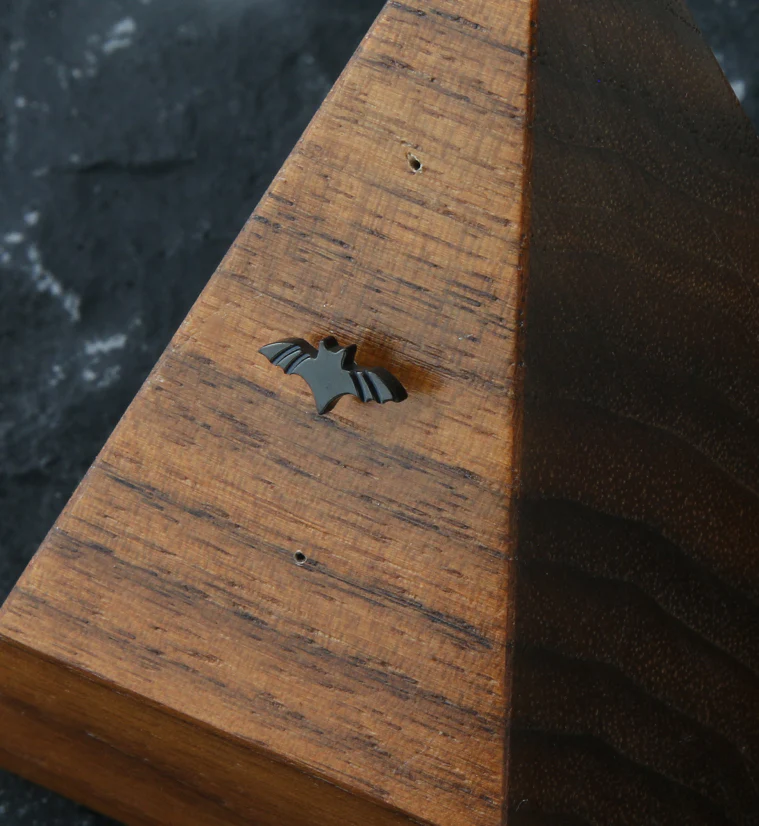 Black PVD Flying Bat Threadless Titanium Top - Image 2