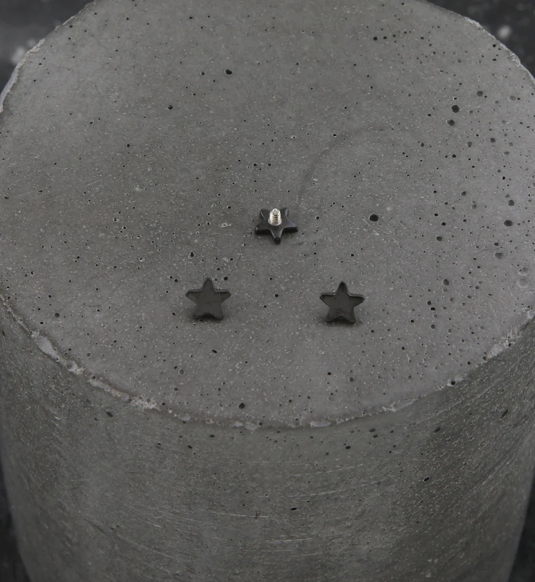 Black PVD Mini Star Titanium Internally Threaded Top - Image 2