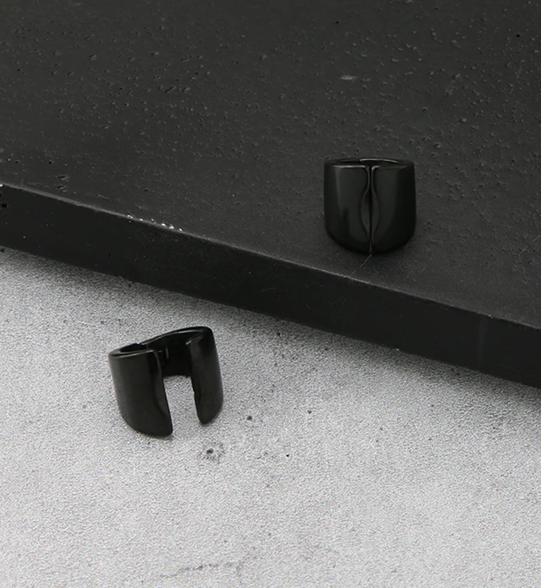 Black PVD Stainless Steel Hinged Stretched Ear Cuffs - Image 4