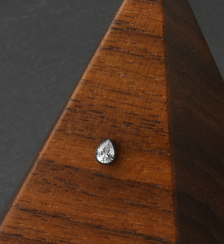 Black PVD Teardrop CZ Threadless Titanium Top - Image 2