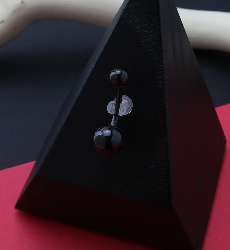 Black PVD Titanium Internally Threaded Belly Button Ring - Image 2