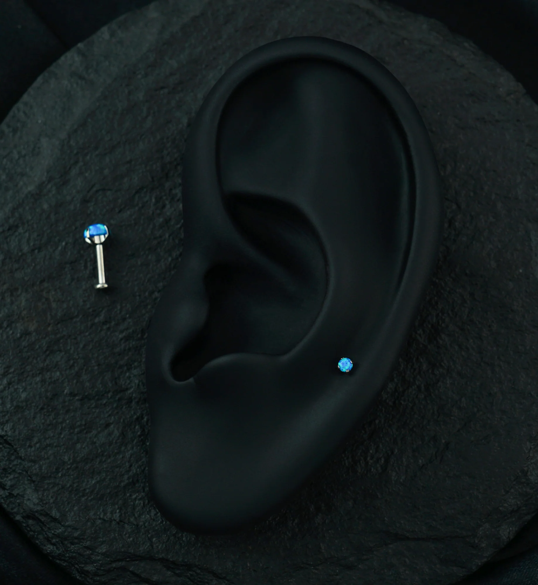 Blue Opalite Prong Set Titanium Threadless Labret - Image 4