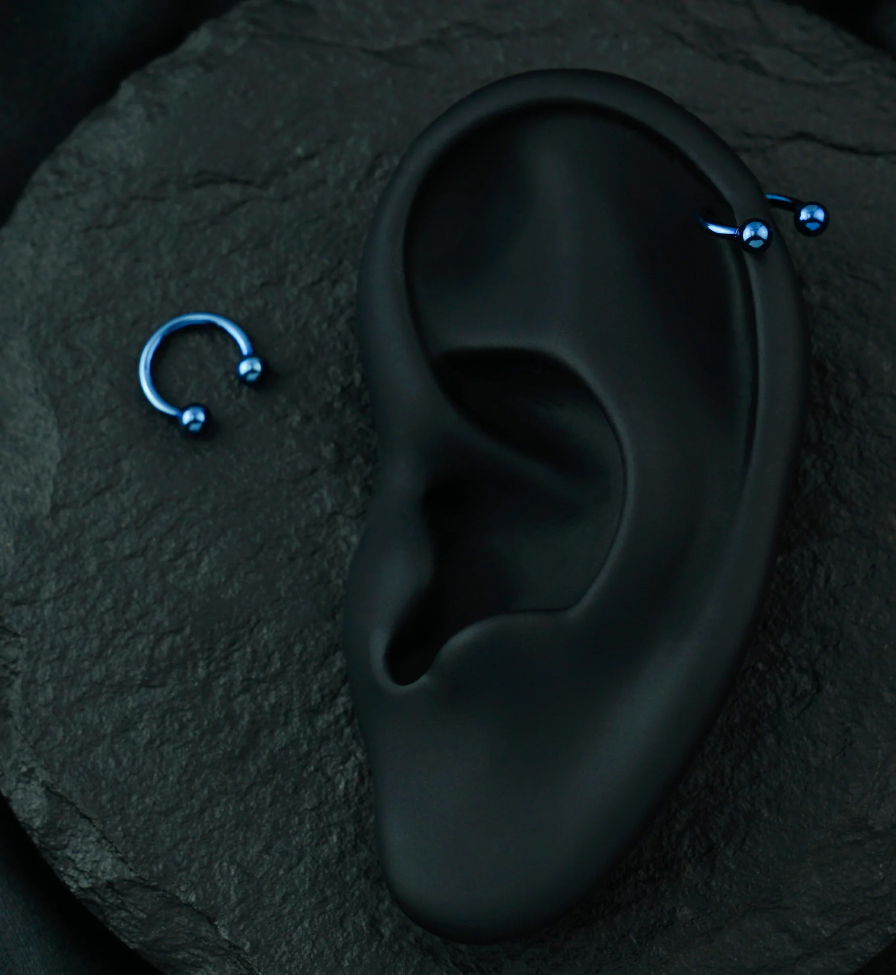 Blue PVD Titanium Circular Barbell - Image 3