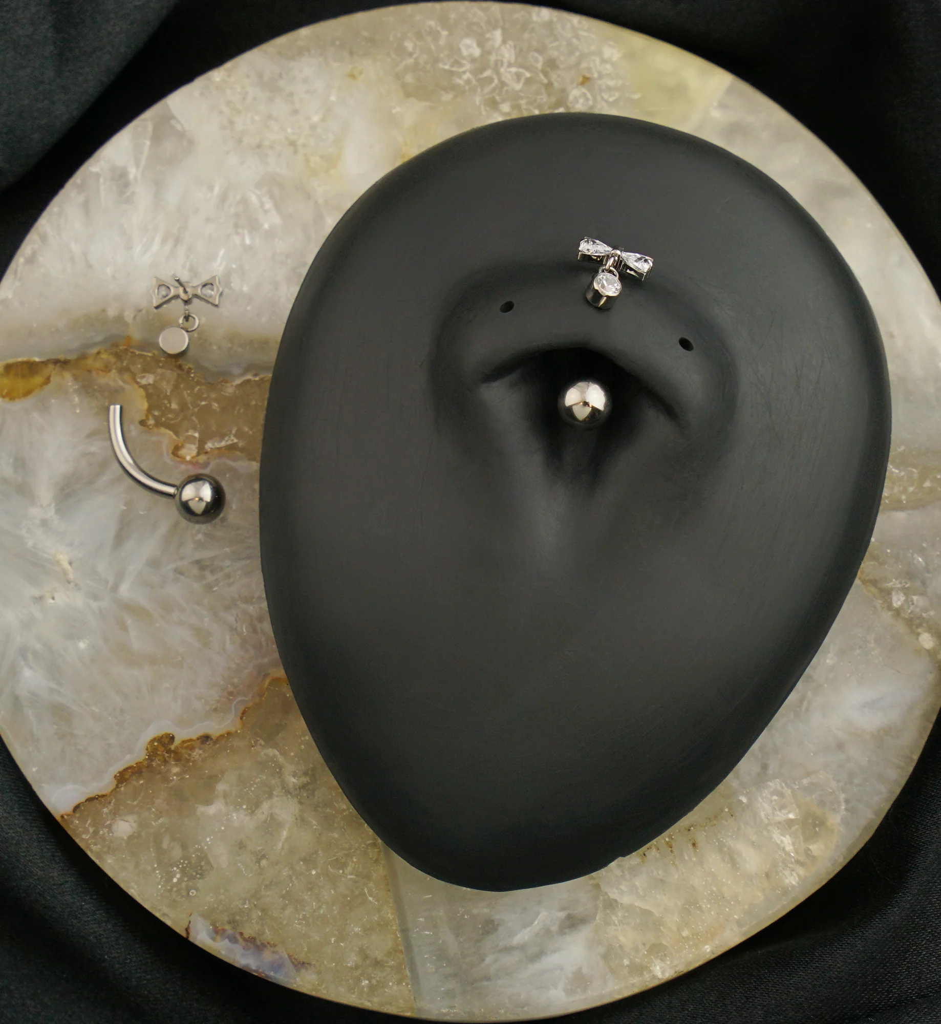 Bow Dangle Clear CZ Titanium Threadless Belly Button Ring - Image 2