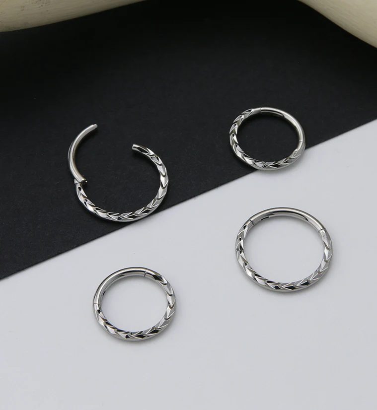 Braided Edge Titanium Hinged Segment Ring - Image 3