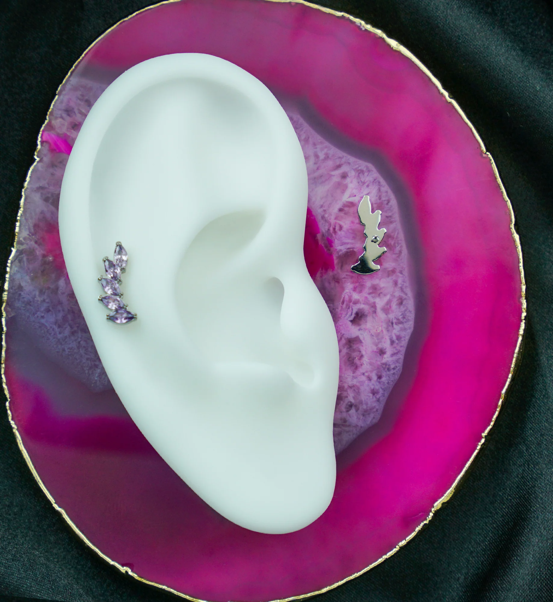 Cascade Amethyst CZ Titanium Threadless Top - Image 2