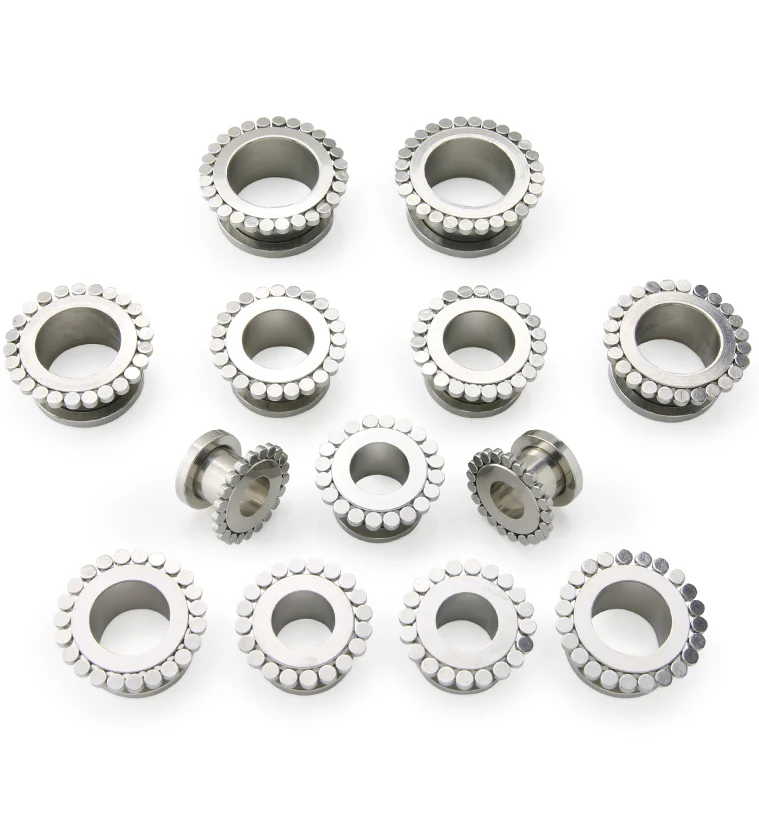 Circlet Stainless Steel Tunnel Plugs - Image 2