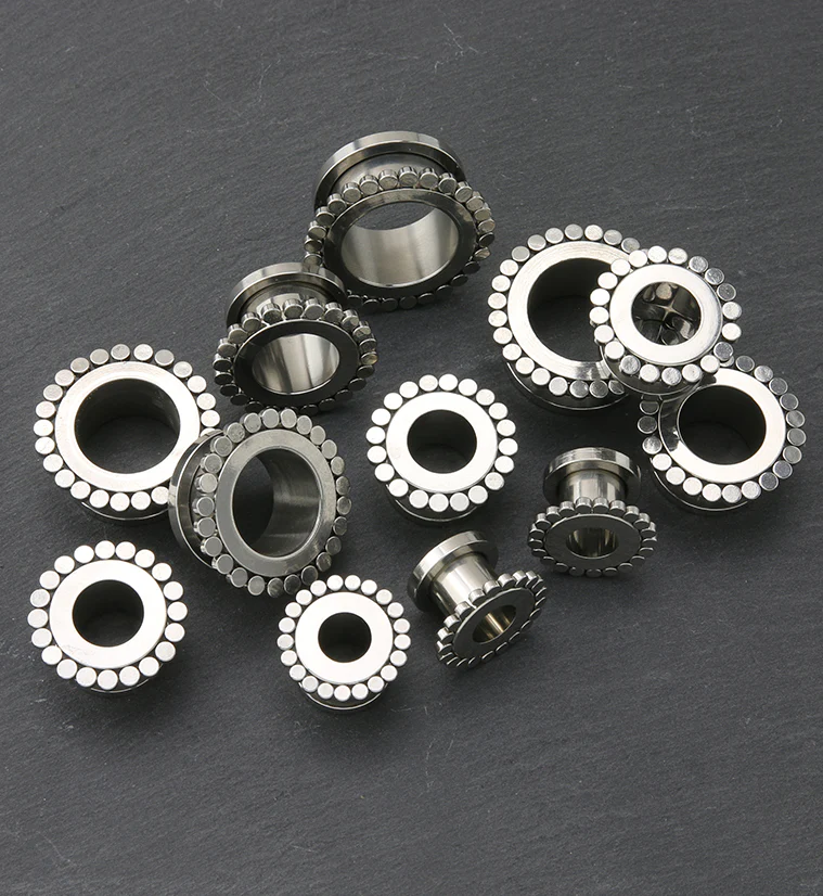 Circlet Stainless Steel Tunnel Plugs - Image 3