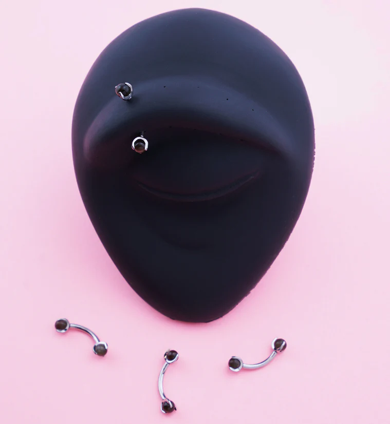 Claw Obsidian Stone Titanium Internally Threaded Curved Barbell - Image 2