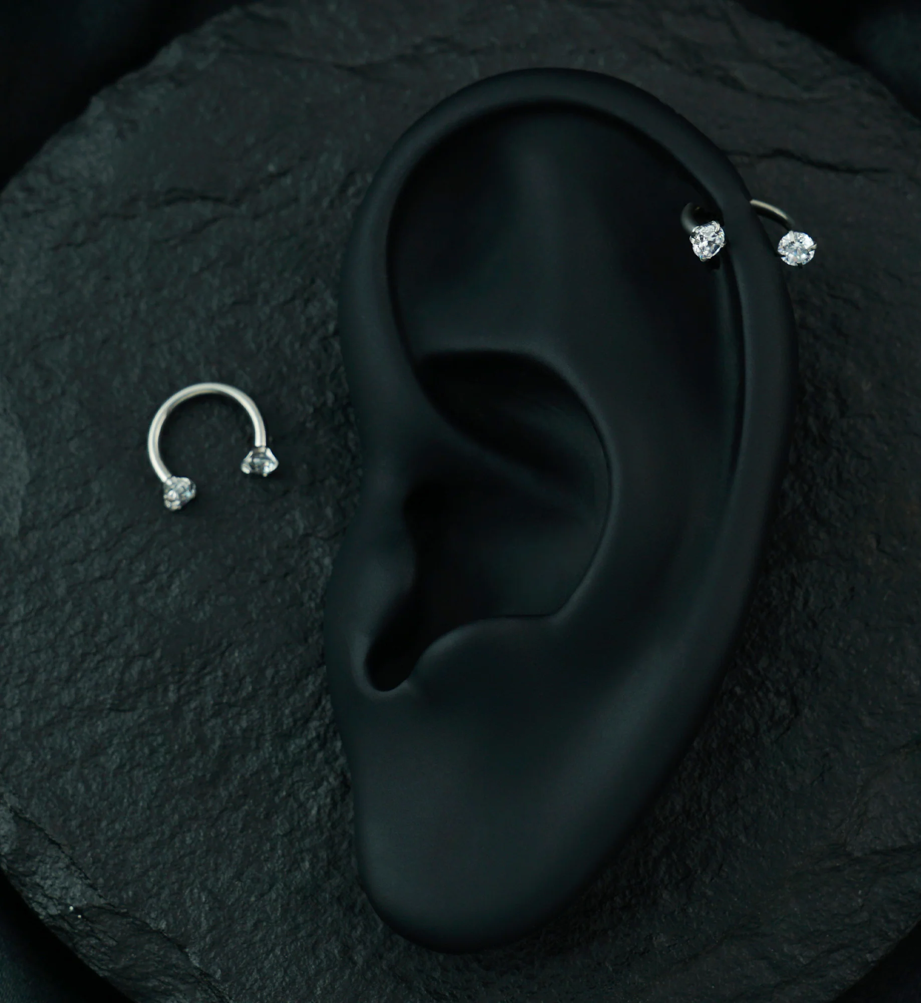 Clear CZ Prong Set Circular Barbell - Image 3