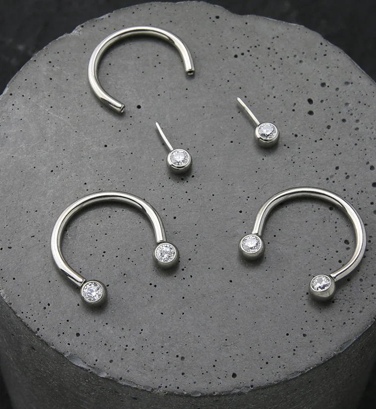 Clear CZ Threadless Titanium Circular Barbell - Image 3