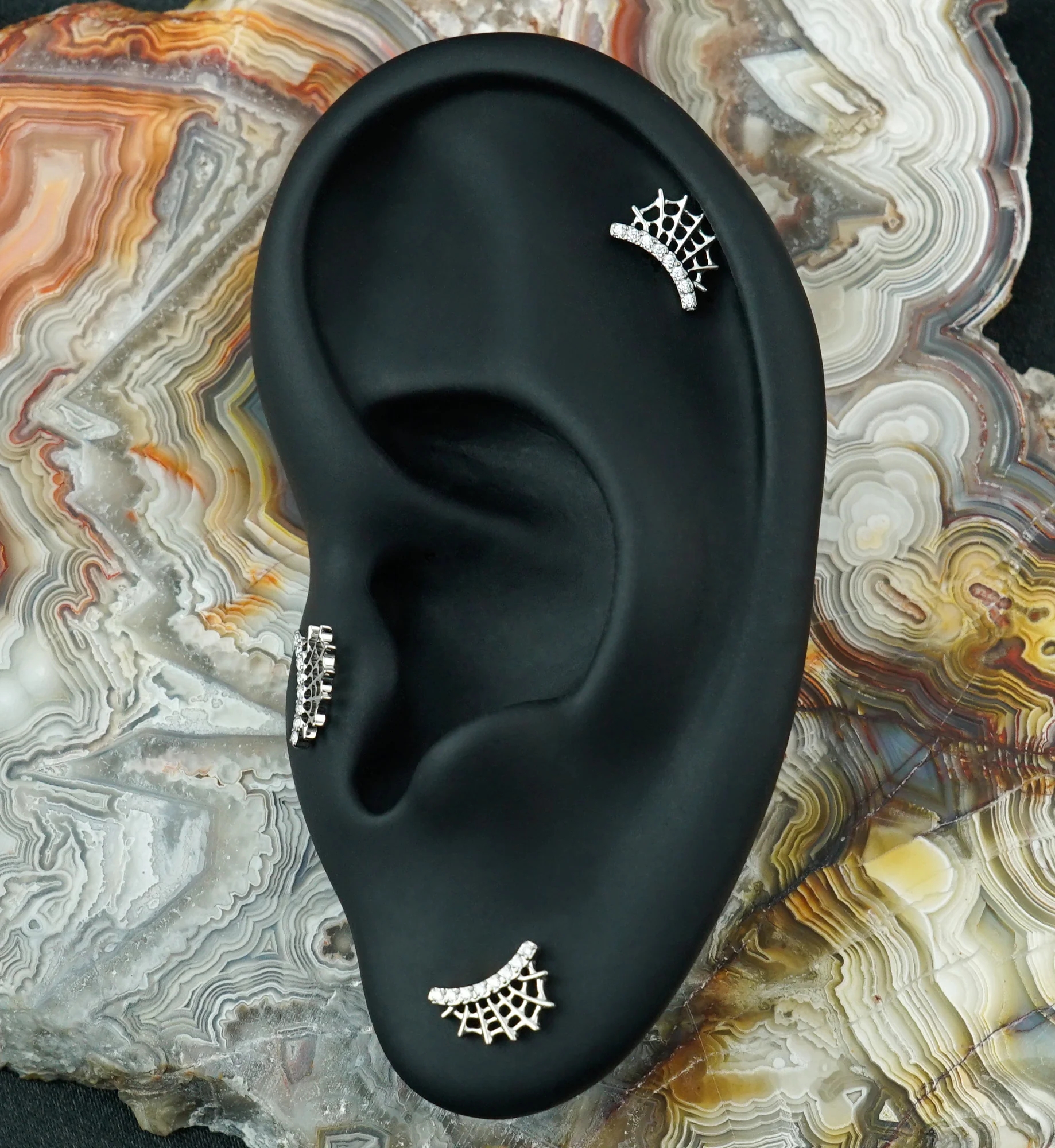 Cobweb CZ Titanium Threadless Top - Image 2