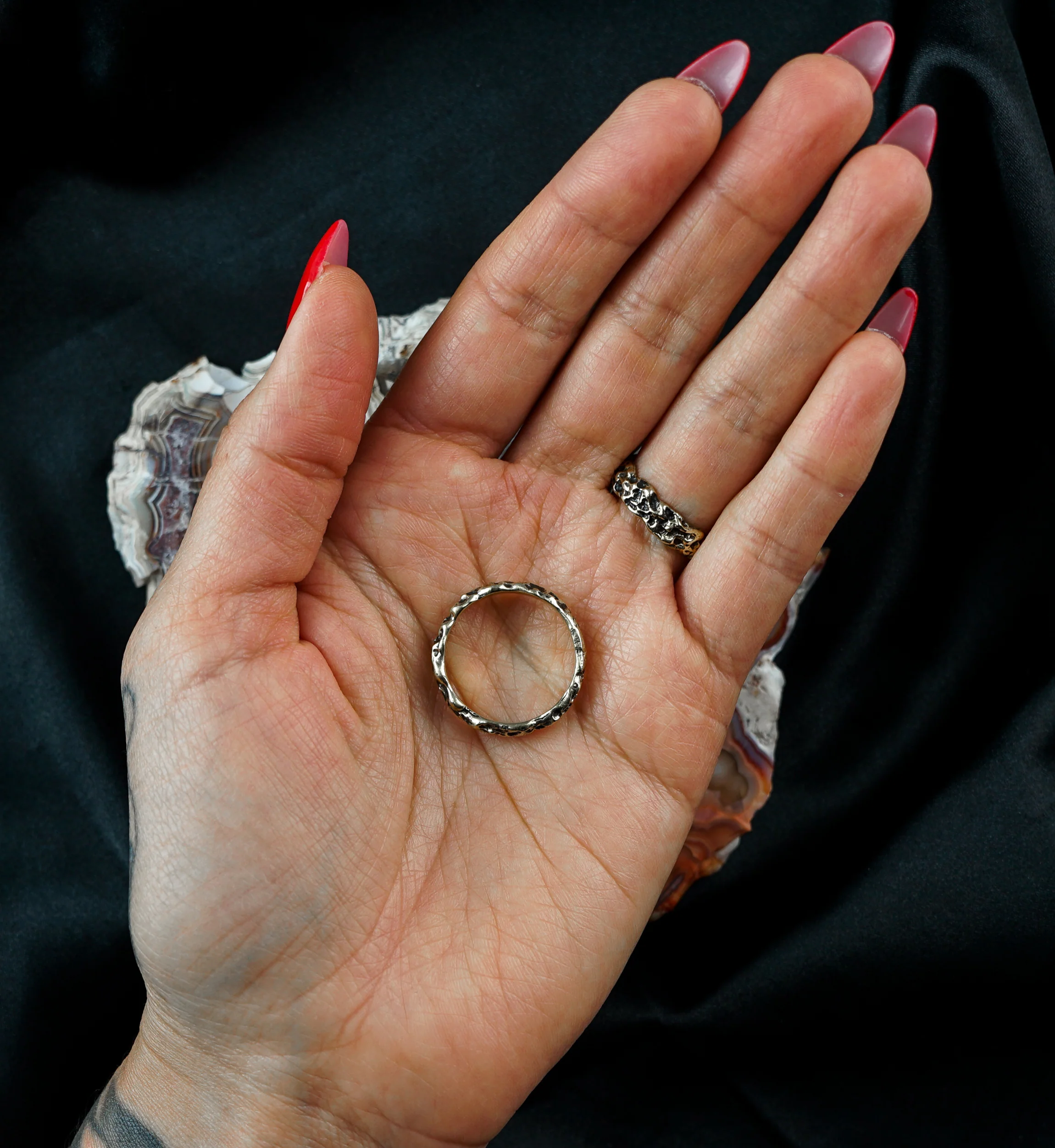 Coral Hammered Brass Ring - Image 4