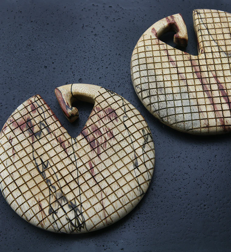 Crosshatch Tamarind Wooden Ear Weights - Image 3